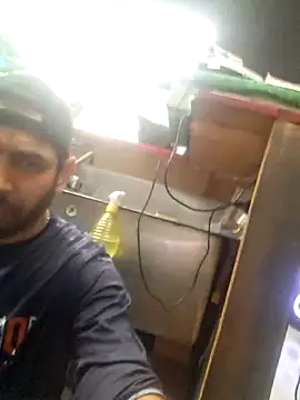 Snapshot of Alsaud1106 chatting on 13, 12, 2025 Alsaud1106 online show from 13, 12, 2025