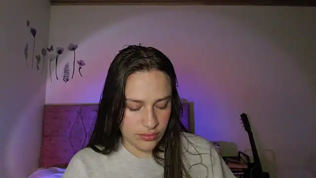 Snapshot of Serenity chatting on 3, 12, 2025 Serenity online show from 3, 12, 2025