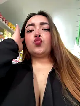 Snapshot of Tatiana_O chatting on 21, 10, 2025 Tatiana O online show from 21, 10, 2025