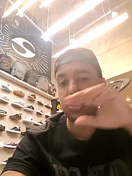 Snapshot of FABINHOSEOAU chatting on 20, 11, 2025 FABINHOSEOAU online show from 20, 11, 2025