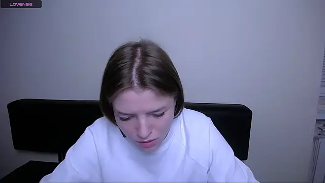 Snapshot of MissOliviaa_ chatting on 10, 12, 2024 MissOliviaa  online show from 10, 12, 2024