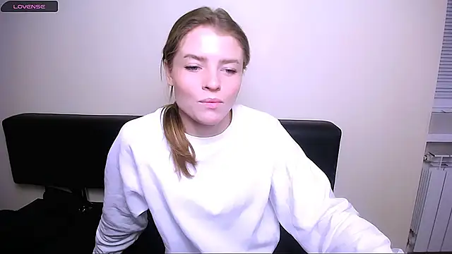 Snapshot of MissOliviaa_ chatting on 14, 12, 2024 MissOliviaa  online show from 14, 12, 2024