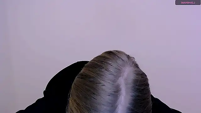 Snapshot of MissOliviaa_ chatting on 23, 12, 2024 MissOliviaa  online show from 23, 12, 2024