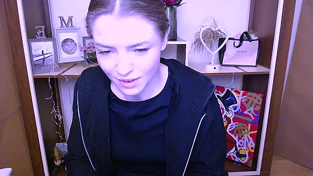 Snapshot of MissOliviaa_ chatting on 24, 12, 2024 MissOliviaa  online show from 24, 12, 2024