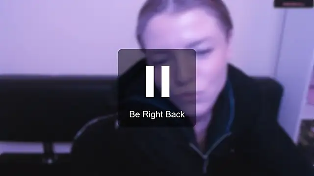 Snapshot of MissOliviaa_ chatting on 30, 12, 2024 MissOliviaa  online show from 30, 12, 2024