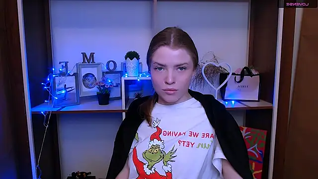 Snapshot of MissOliviaa_ chatting on 9, 1, 2025 MissOliviaa  online show from 9, 1, 2025