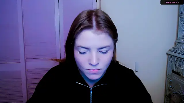 Snapshot of MissOliviaa_ chatting on 24, 1, 2025 MissOliviaa  online show from 24, 1, 2025