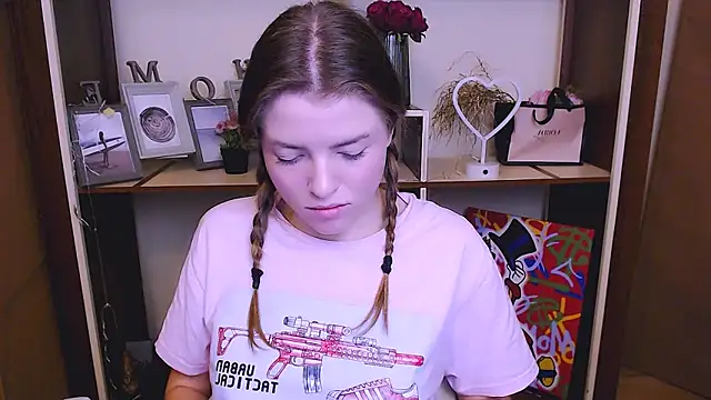 Snapshot of MissOliviaa_ chatting on 25, 1, 2025 MissOliviaa  online show from 25, 1, 2025