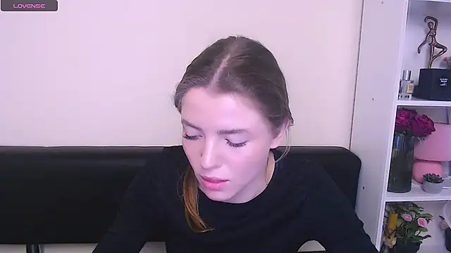 Snapshot of MissOliviaa_ chatting on 14, 2, 2025 MissOliviaa  online show from 14, 2, 2025