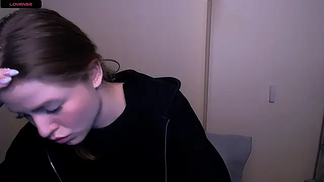 Snapshot of MissOliviaa_ chatting on 22, 2, 2025 MissOliviaa  online show from 22, 2, 2025