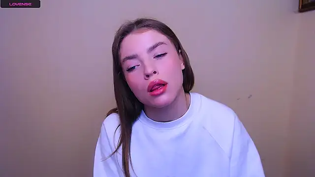 Snapshot of MissOliviaa_ chatting on 25, 2, 2025 MissOliviaa  online show from 25, 2, 2025