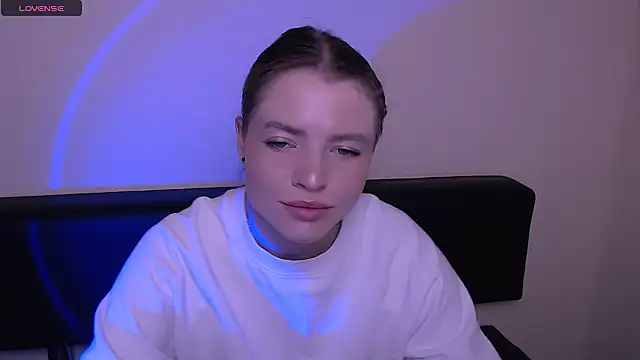 Snapshot of MissOliviaa_ chatting on 1, 11, 2025 MissOliviaa online show from 1, 11, 2025