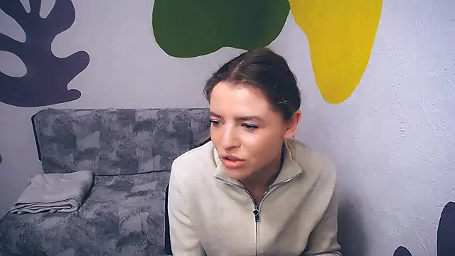 Snapshot of MissOliviaa_ chatting on 2, 12, 2025 MissOliviaa online show from 2, 12, 2025