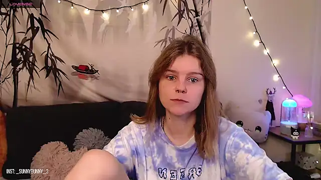 Snapshot of Moona_xx chatting on 5, 12, 2024 Moona xx online show from 5, 12, 2024