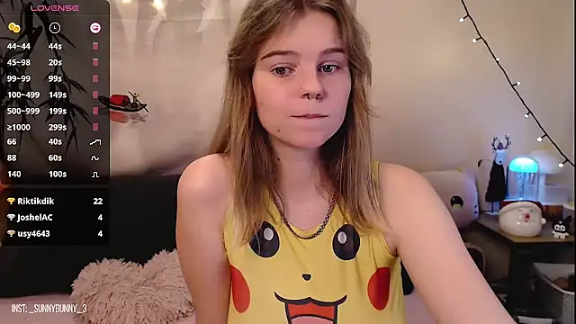 Snapshot of Moona_xx chatting on 26, 12, 2024 Moona xx online show from 26, 12, 2024