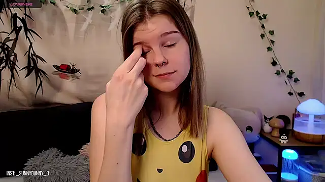 Snapshot of Moona_xx chatting on 16, 3, 2025 Moona xx online show from 16, 3, 2025