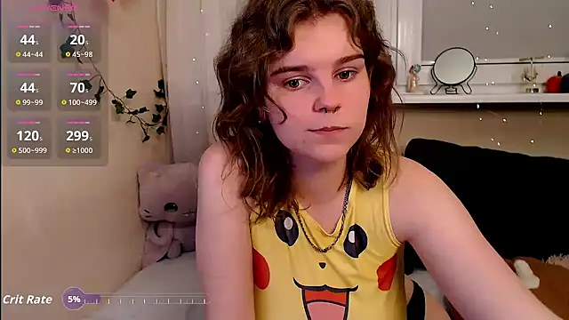 Snapshot of Moona_xx chatting on 26, 10, 2025 Moona xx online show from 26, 10, 2025