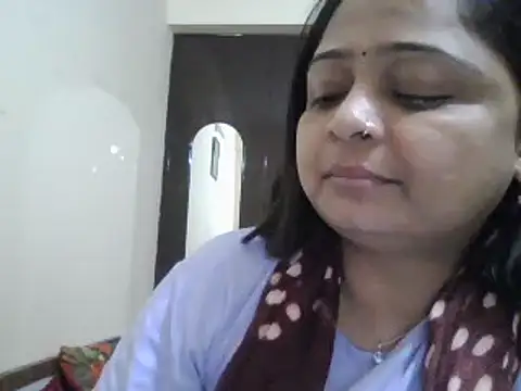 Snapshot of manvi199407 chatting on 6, 3, 2025 manvi199407 online show from 6, 3, 2025