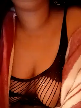 Maysae-Sex online show from 8, 1, 2025