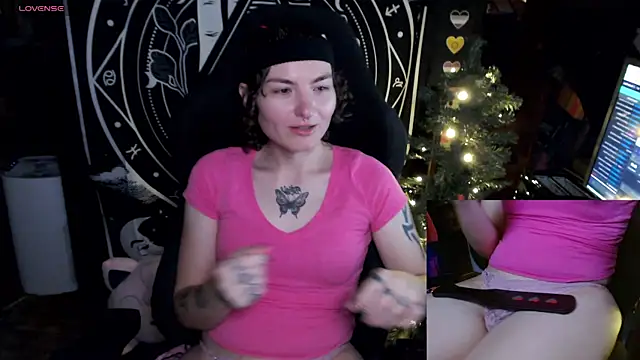 Snapshot of BrandiWRLD_999 chatting on 23, 12, 2024 BrandiWRLD 999 online show from 23, 12, 2024