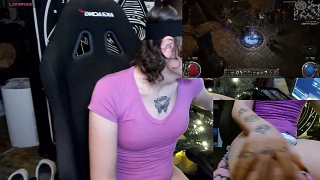 Snapshot of BrandiWRLD_999 chatting on 6, 1, 2025 BrandiWRLD 999 online show from 6, 1, 2025