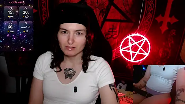 Snapshot of BrandiWRLD_999 chatting on 16, 10, 2025 BrandiWRLD 999 online show from 16, 10, 2025