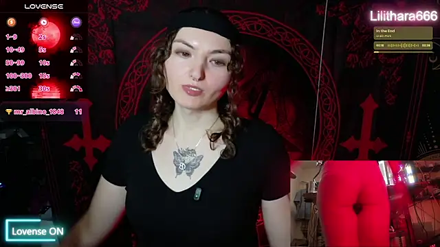 Snapshot of BrandiWRLD_999 chatting on 18, 11, 2025 BrandiWRLD 999 online show from 18, 11, 2025