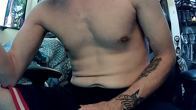 Snapshot of slutty_guy12 chatting on 20, 2, 2025 slutty guy12 online show from 20, 2, 2025