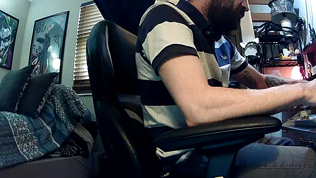 Snapshot of slutty_guy12 chatting on 23, 2, 2025 slutty guy12 online show from 23, 2, 2025