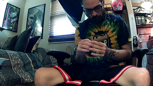 Snapshot of slutty_guy12 chatting on 28, 2, 2025 slutty guy12 online show from 28, 2, 2025