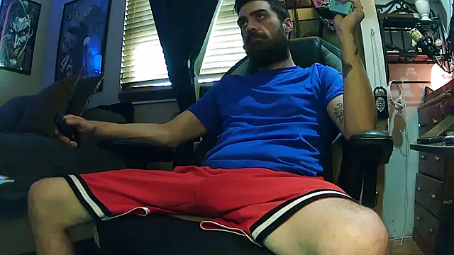 Snapshot of slutty_guy12 chatting on 7, 3, 2025 slutty guy12 online show from 7, 3, 2025