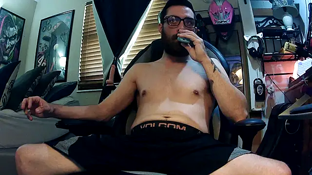 Snapshot of slutty_guy12 chatting on 13, 3, 2025 slutty guy12 online show from 13, 3, 2025