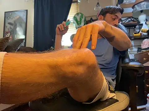 Snapshot of slutty_guy12 chatting on 18, 3, 2025 slutty guy12 online show from 18, 3, 2025