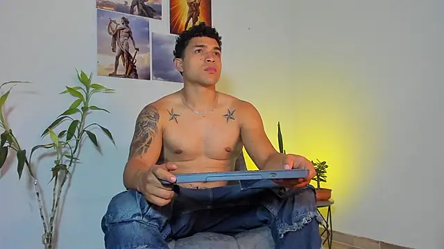 Snapshot of gerson_zt chatting on 15, 3, 2026 gerson zt online show from 15, 3, 2026