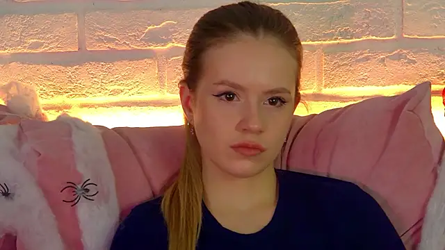 MilanaBalmain online show from 1, 11, 2025