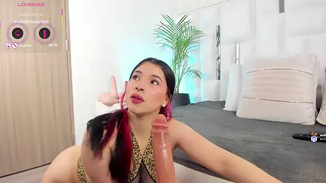 im nika  online show from 20, 12, 2025