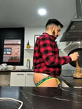 Snapshot of cricrimsBarcelona chatting on 18, 2, 2025 cricrimsBarcelona online show from 18, 2, 2025