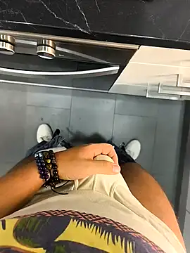 Snapshot of cricrimsBarcelona chatting on 10, 10, 2025 cricrimsBarcelona online show from 10, 10, 2025