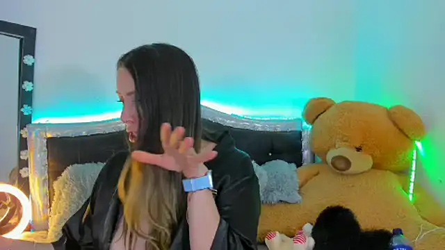 Snapshot of JanneKim chatting on 12, 12, 2024 JanneKim online show from 12, 12, 2024