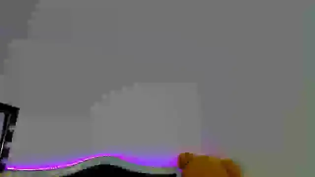 Snapshot of JanneKim chatting on 13, 12, 2024 JanneKim online show from 13, 12, 2024