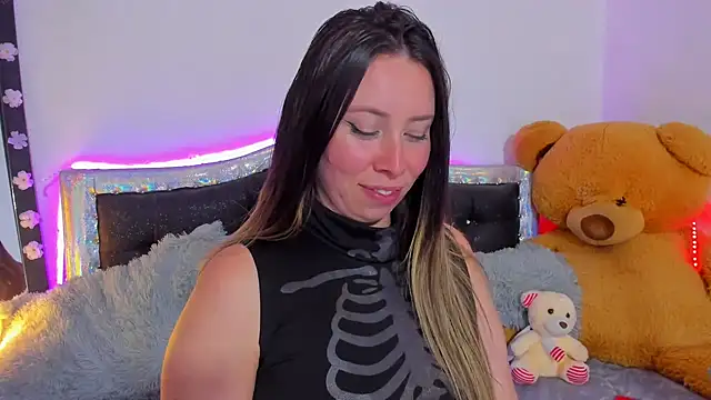 Snapshot of JanneKim chatting on 18, 12, 2024 JanneKim online show from 18, 12, 2024