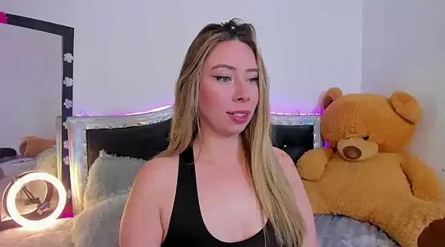 Snapshot of JanneKim chatting on 16, 2, 2025 JanneKim online show from 16, 2, 2025