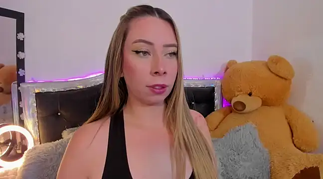 Snapshot of JanneKim chatting on 27, 2, 2025 JanneKim online show from 27, 2, 2025