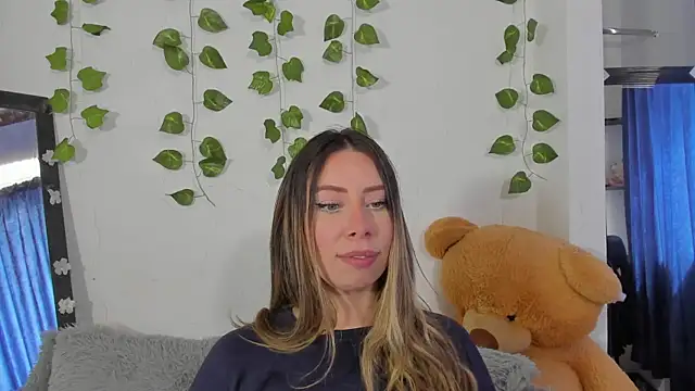 Snapshot of JanneKim chatting on 30, 10, 2025 JanneKim online show from 30, 10, 2025