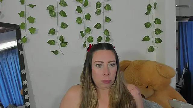 Snapshot of JanneKim chatting on 31, 10, 2025 JanneKim online show from 31, 10, 2025