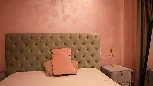 Snapshot of LucyWilow chatting on 6, 2, 2026 LucyWilow online show from 6, 2, 2026