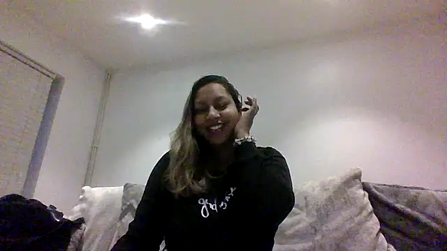 Snapshot of TEMPTING-TAMMY chatting on 4, 1, 2025 TEMPTING-TAMMY online show from 4, 1, 2025