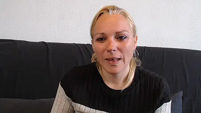 Snapshot of Doucelouve9 chatting on 2, 3, 2026 Doucelouve9 online show from 2, 3, 2026