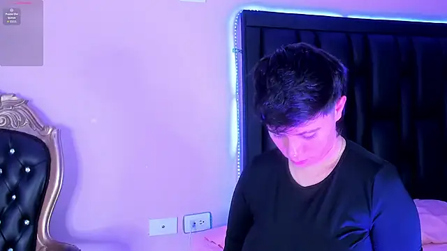 Snapshot of AbbySmiitth_ chatting on 11, 10, 2025 AbbySmiitth online show from 11, 10, 2025