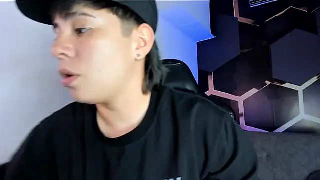 Snapshot of AbbySmiitth_ chatting on 22, 10, 2025 AbbySmiitth online show from 22, 10, 2025